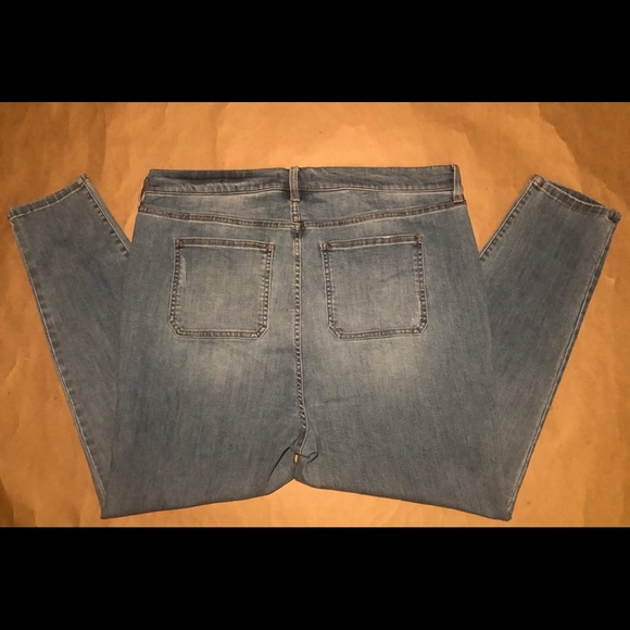 Fashion Nova Jeans - Picture 3 of 3